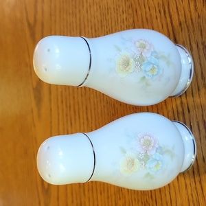 Noritake salt and pepper shakers
